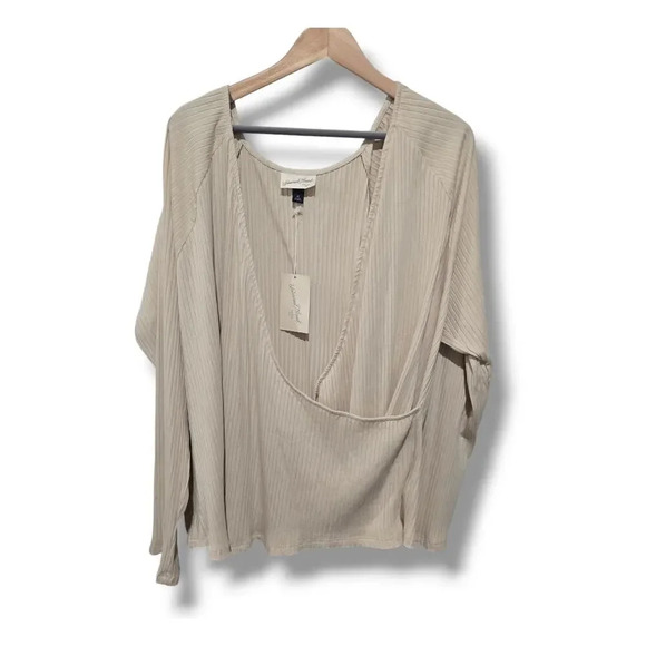 Universal Thread Women's Plus Size cream ribbed long sleeves front wrap blouse - Picture 1 of 6